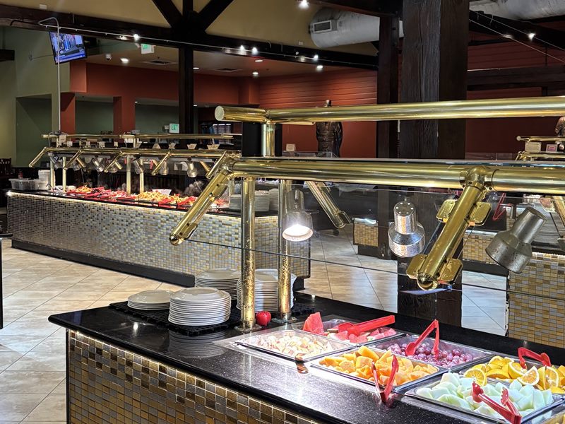 Great Wall Super Buffet interior